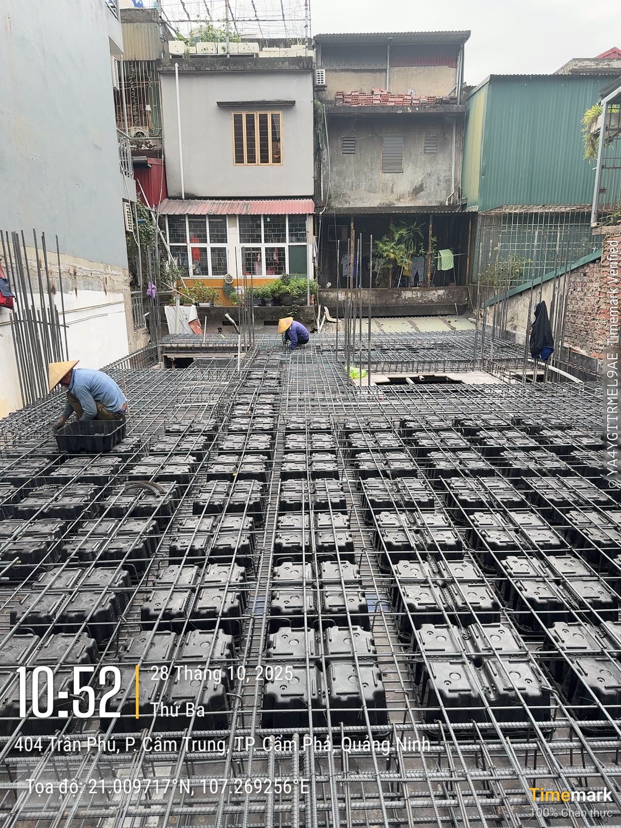 Hoàn thiện văn phòng anh Hòa - X8Design Chi tiết hoàn thiện văn phòng Cẩm Thủy Quảng Ninh